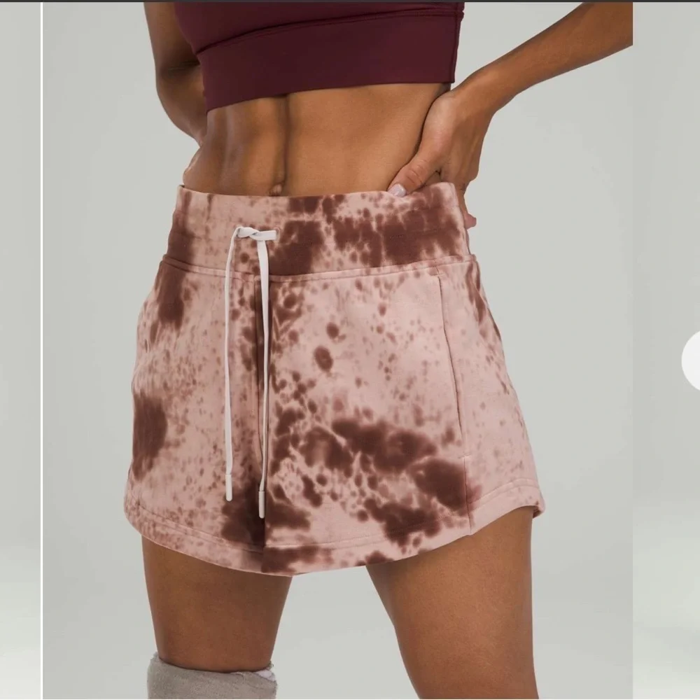 Lululemon Inner Glow Short 3